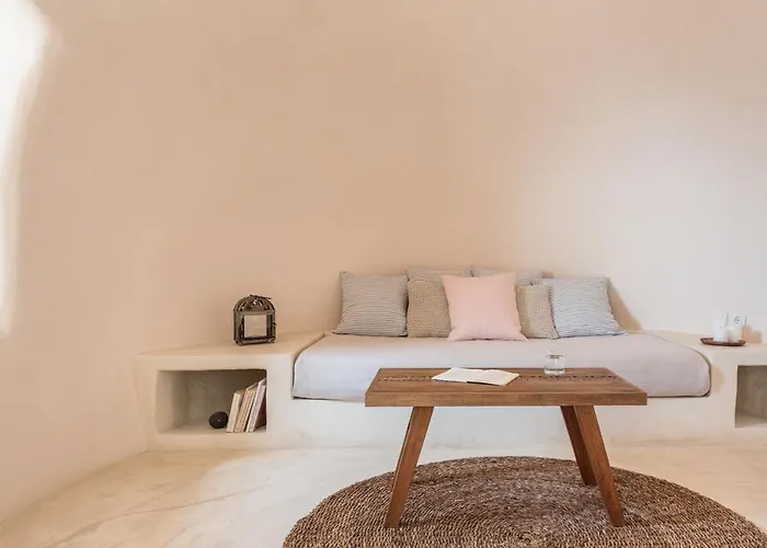 Villa Historic Old Bakery Cave By Cycladica Oia (Santorini)