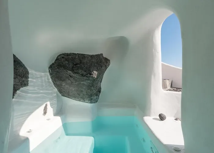 Historic Old Bakery Cave By Cycladica Oia