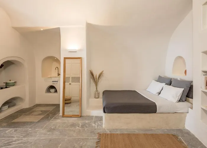 Historic Old Bakery Cave By Cycladica *